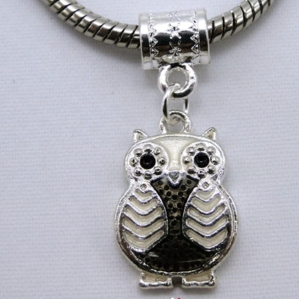 Owl Charm/Pendant - Picture 2 of 3